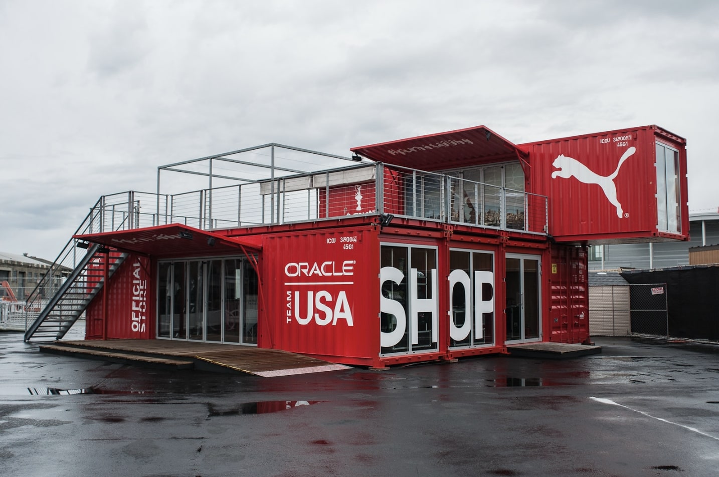 поп-ап магазин із морських контейнерів